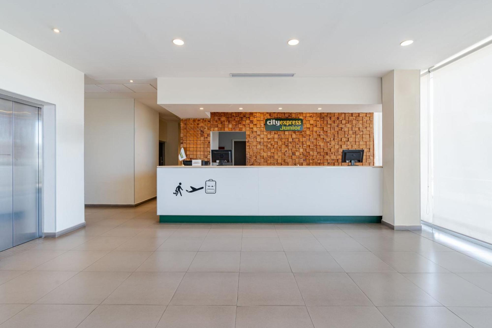 Hotel Express Junior Centro 3*