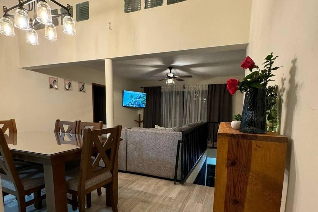 Casaninos, Casa De La Gente Buena Aguascalientes