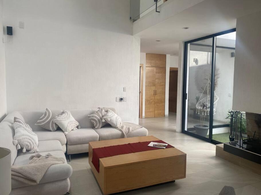 Casa Al Norte Moderna Impecable Ejecutiva Y Familiar Aguascalientes