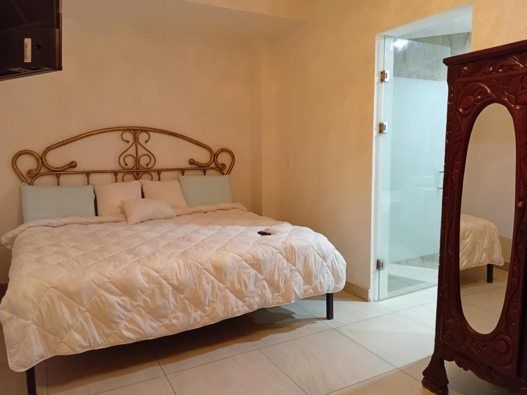 Boutique Dona Celia Hotel 3*
