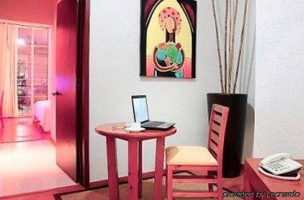 Boutique Mexico Plaza