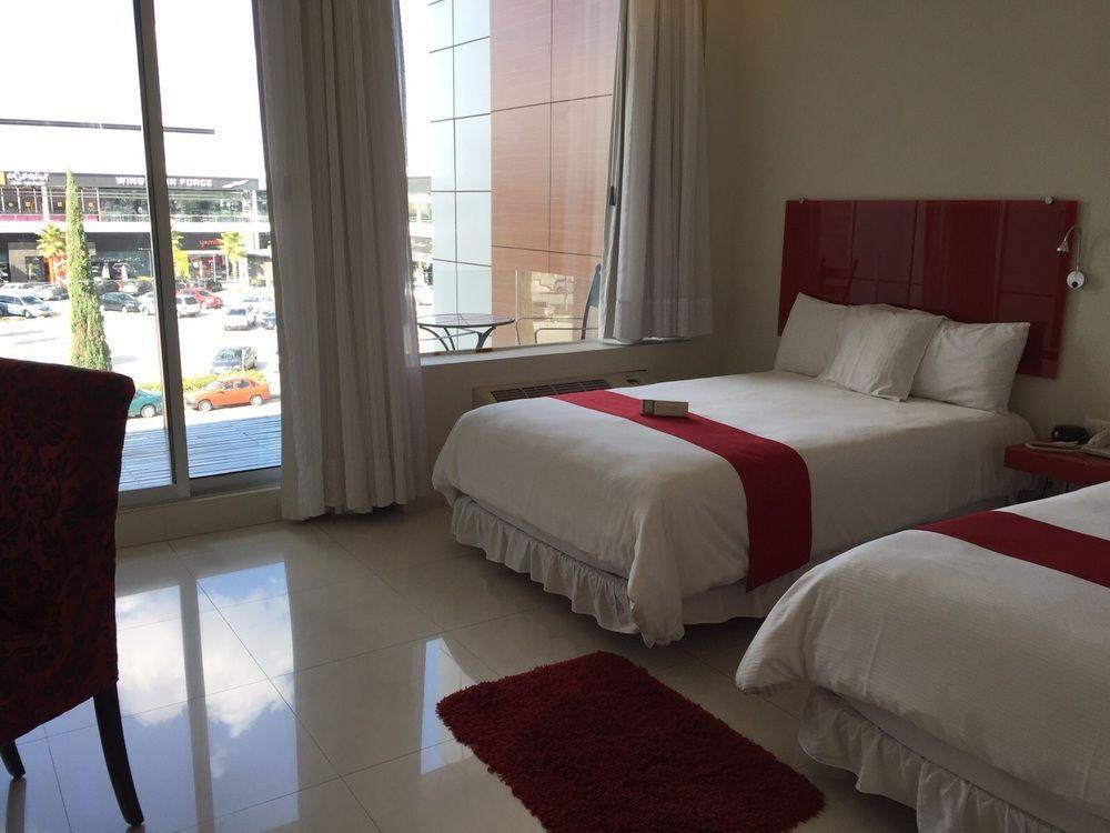 Boutique Mexico Plaza Hotel