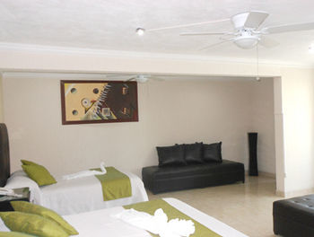 Gya Boutique Hotel 2*