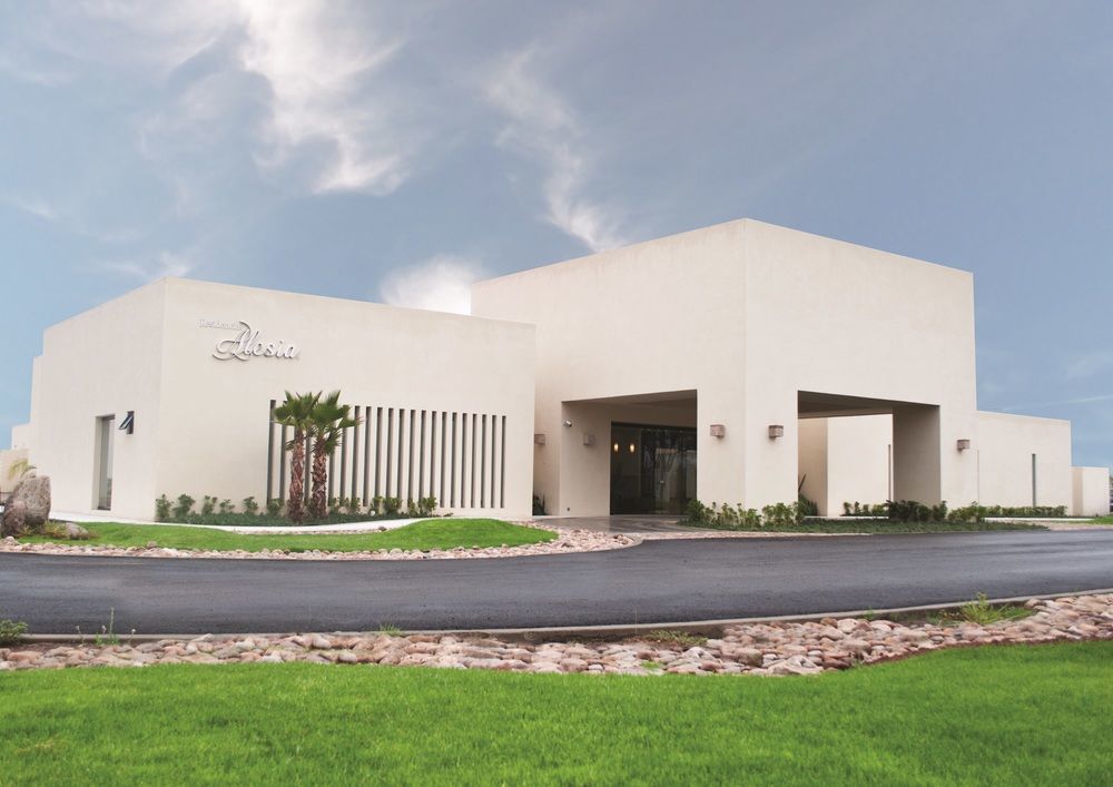 Alesia Boutique & 3*