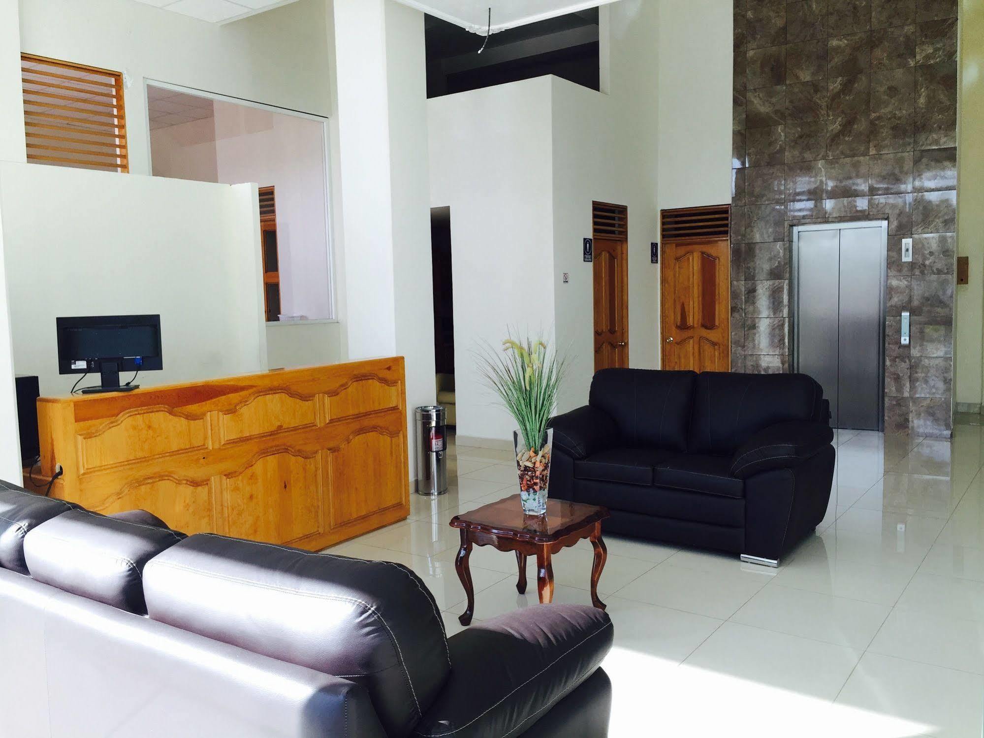 Hotel Del Bosque