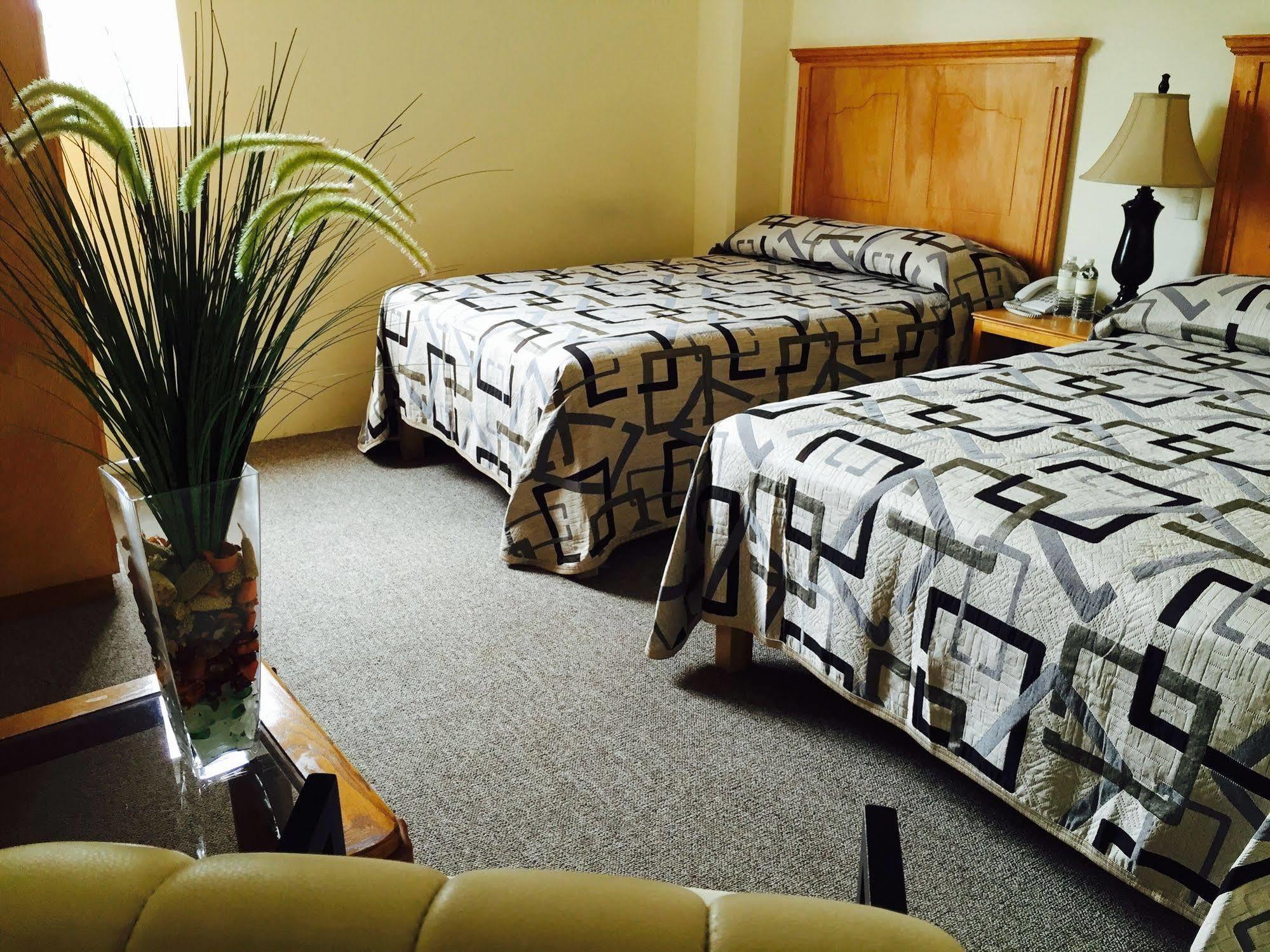 Del Bosque Hotel 2*