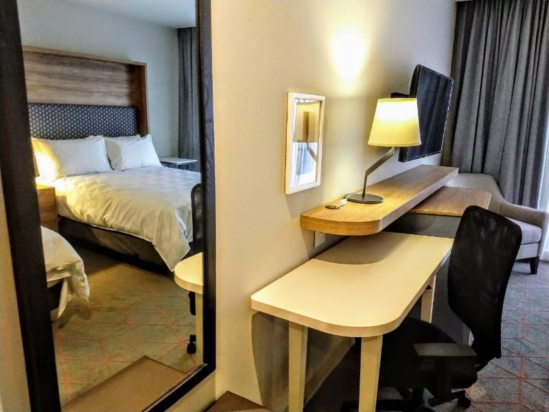 Inn&suites - Aguascalientes, An Ihg Aguascalientes