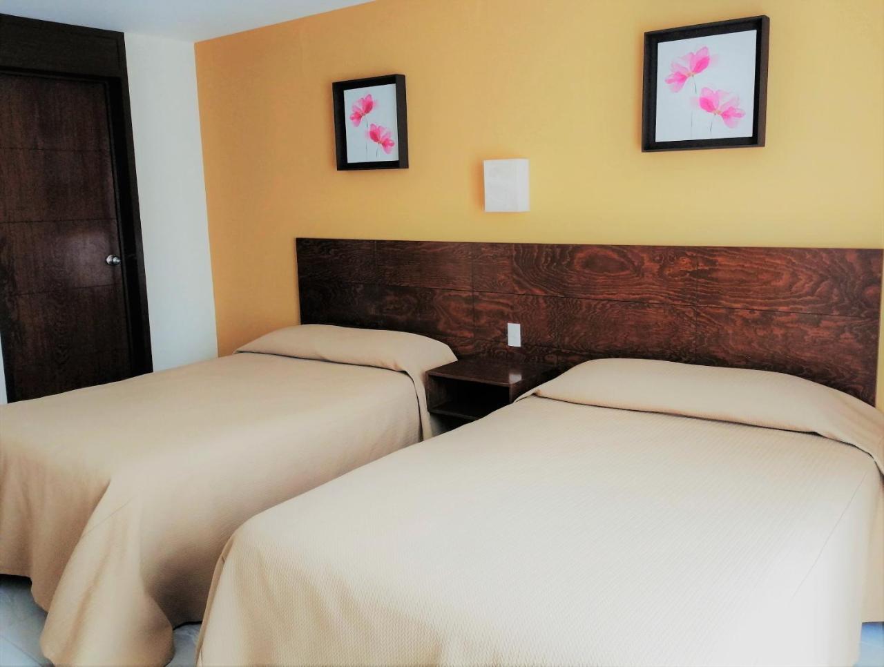 Del Carmen Hotel 2*