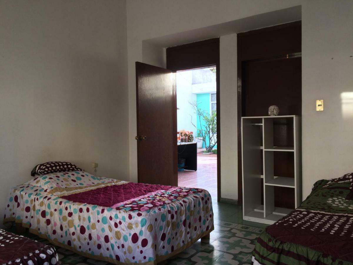 Hostal Green House *