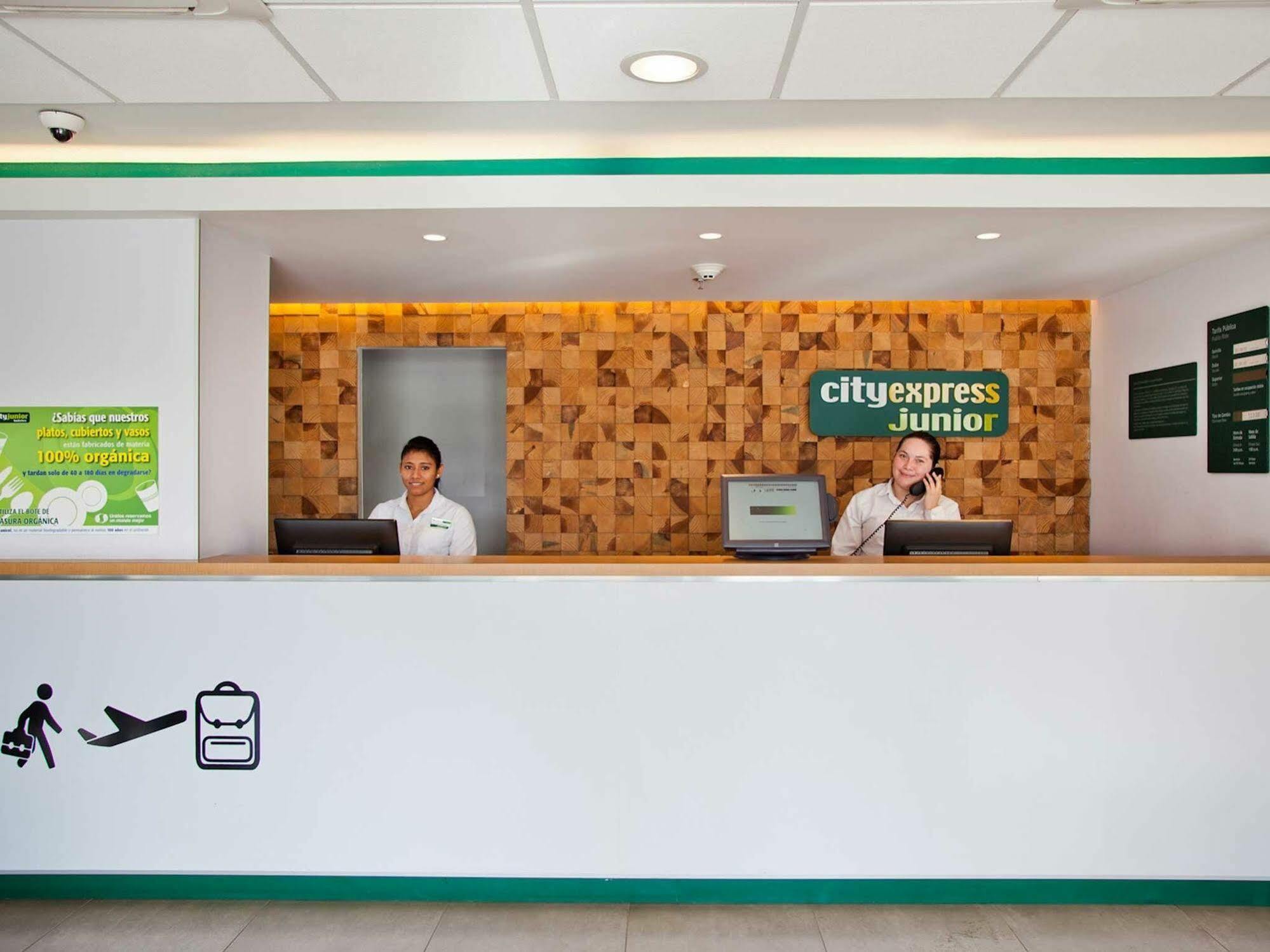 Express Junior Centro Hotel 3*