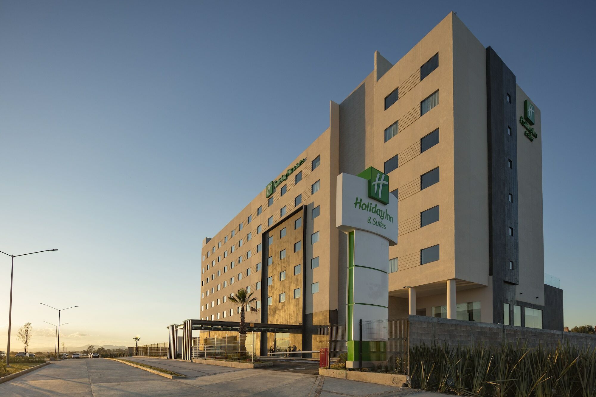 Inn&suites - Aguascalientes, An Ihg Hotel