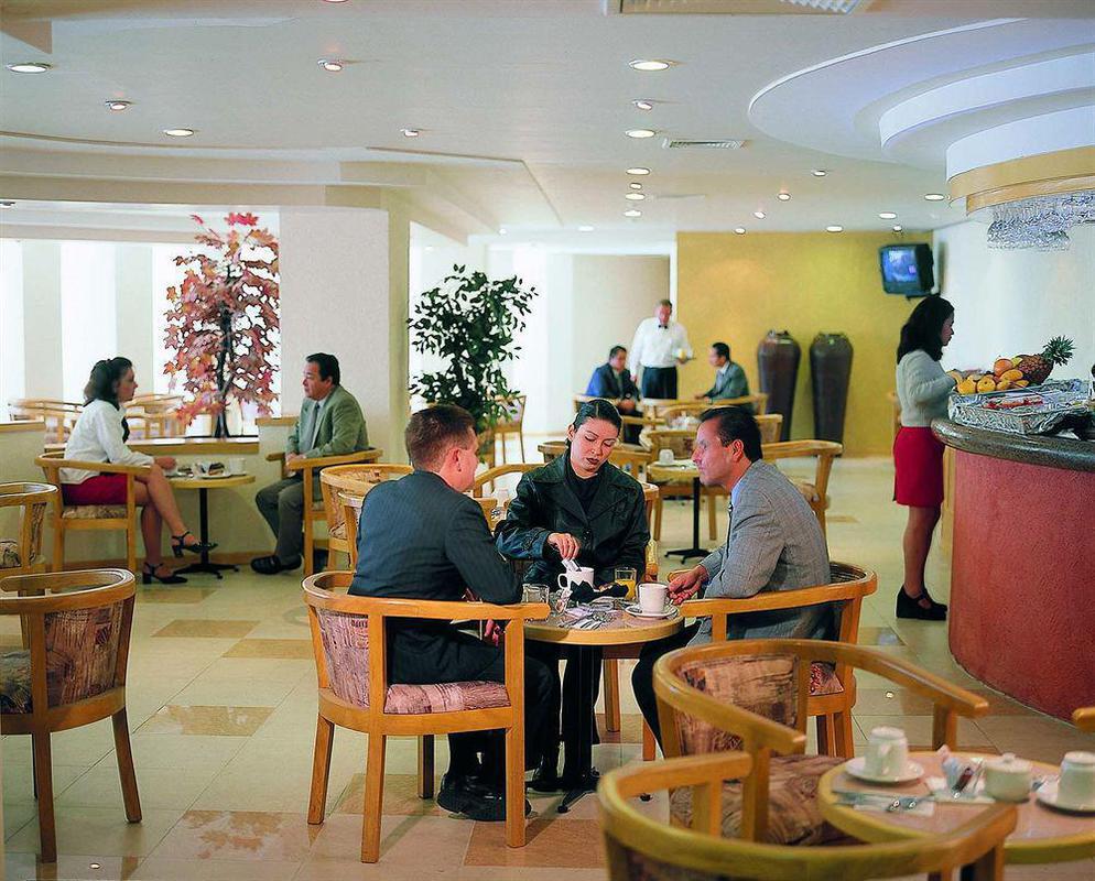 Hotel Aranzazu Plaza Kristal Aguascalientes