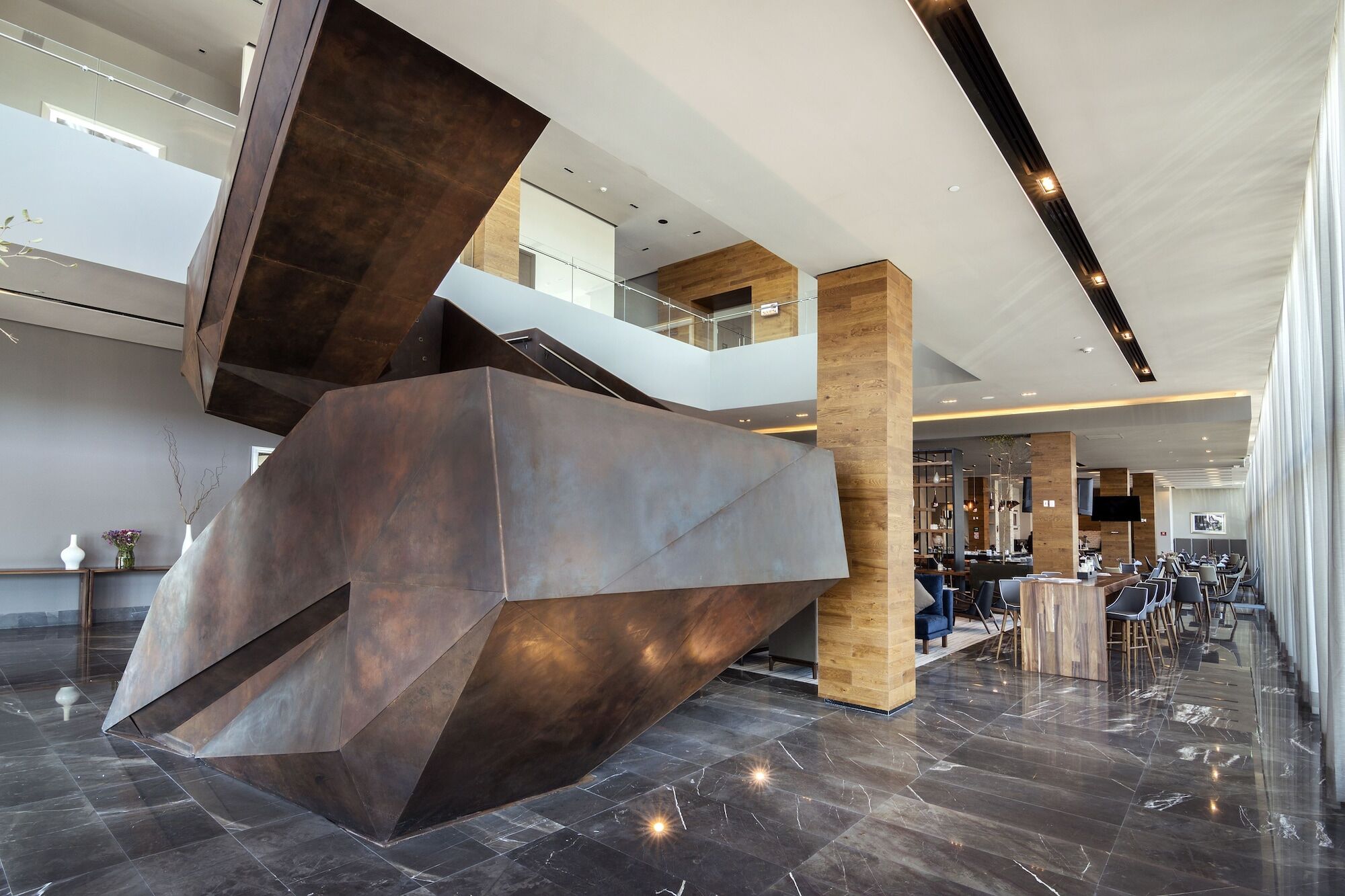 Hilton Garden Hotel 3*